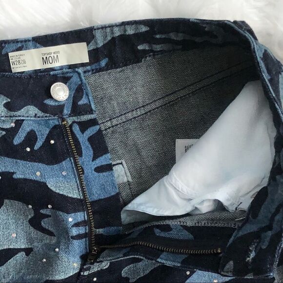 TOPSHOP Blue Camo Mom Jeans! Size 28. - Picture 7 of 10